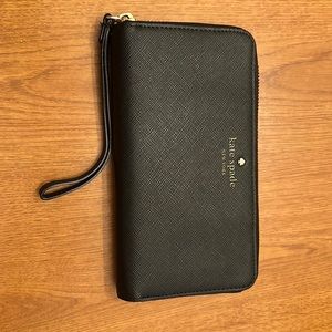 Kate Spade Wristlet Wallet